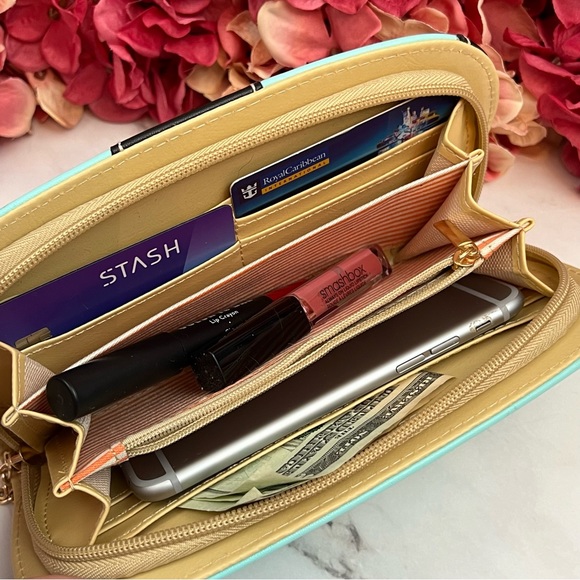 Silly Cartoon Dog Brown Vegan Leather Clutch Wallet - Picture 9 of 15